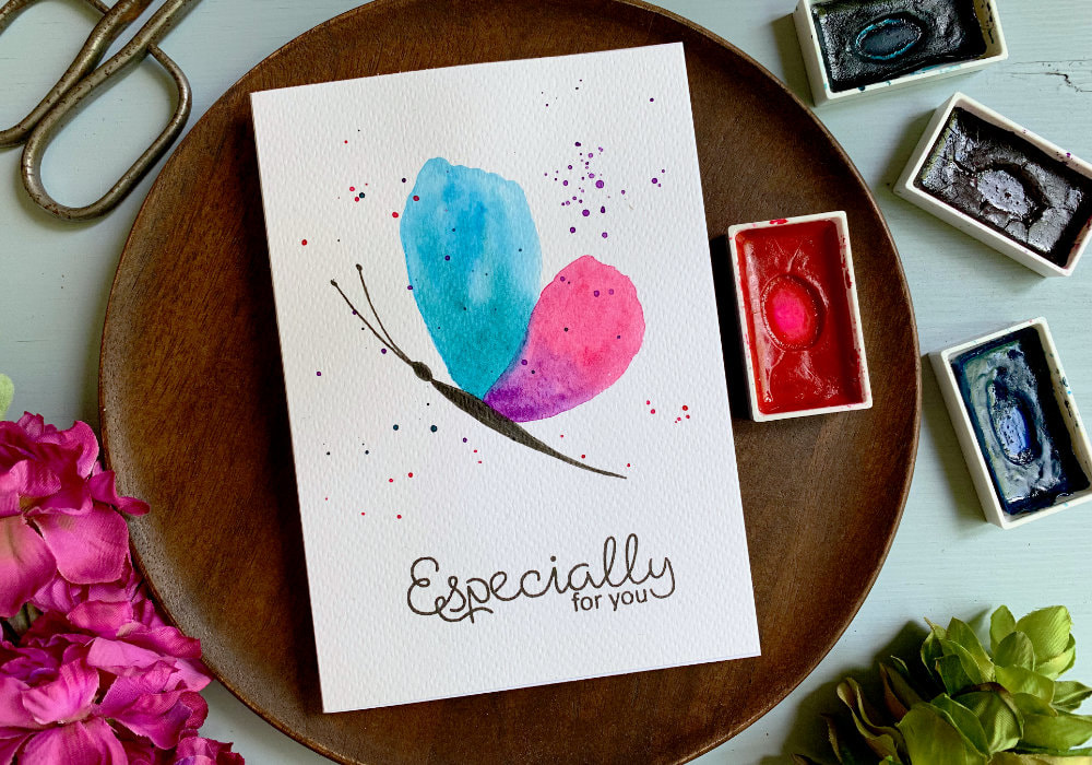 Handmade card with a very simple watercolour butterfly. This card is very quick and easy to make, it requires minimal supplies and it's perfect for beginners.