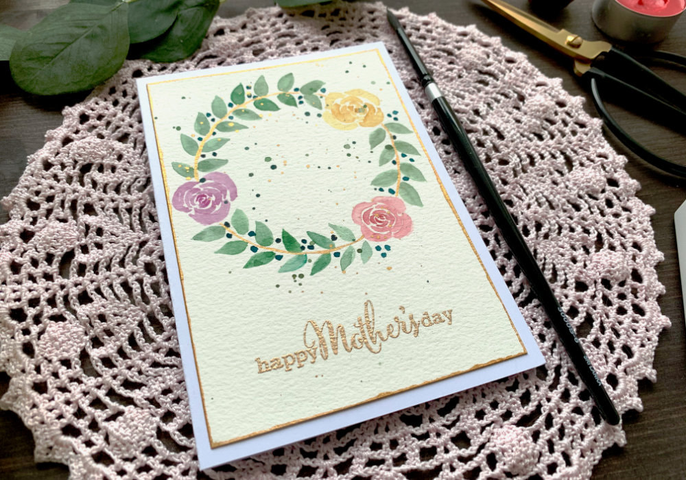Very simple and basic watercolour rose and wreath painting perfect for beginners. Creating a handmade DIY card not only for Mother’s Day.