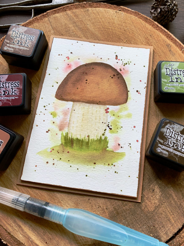 Learn to paint a simple brown mushroom using watercolours, perfect for beginners and create a beautiful handmade card on a budget. And if you have any questions, do not hesitate to drop them in the comments bellow.